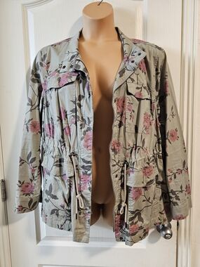 Lane Bryant 18 20  Sage Green Floral Utility Jacket with Pink Rose Print
